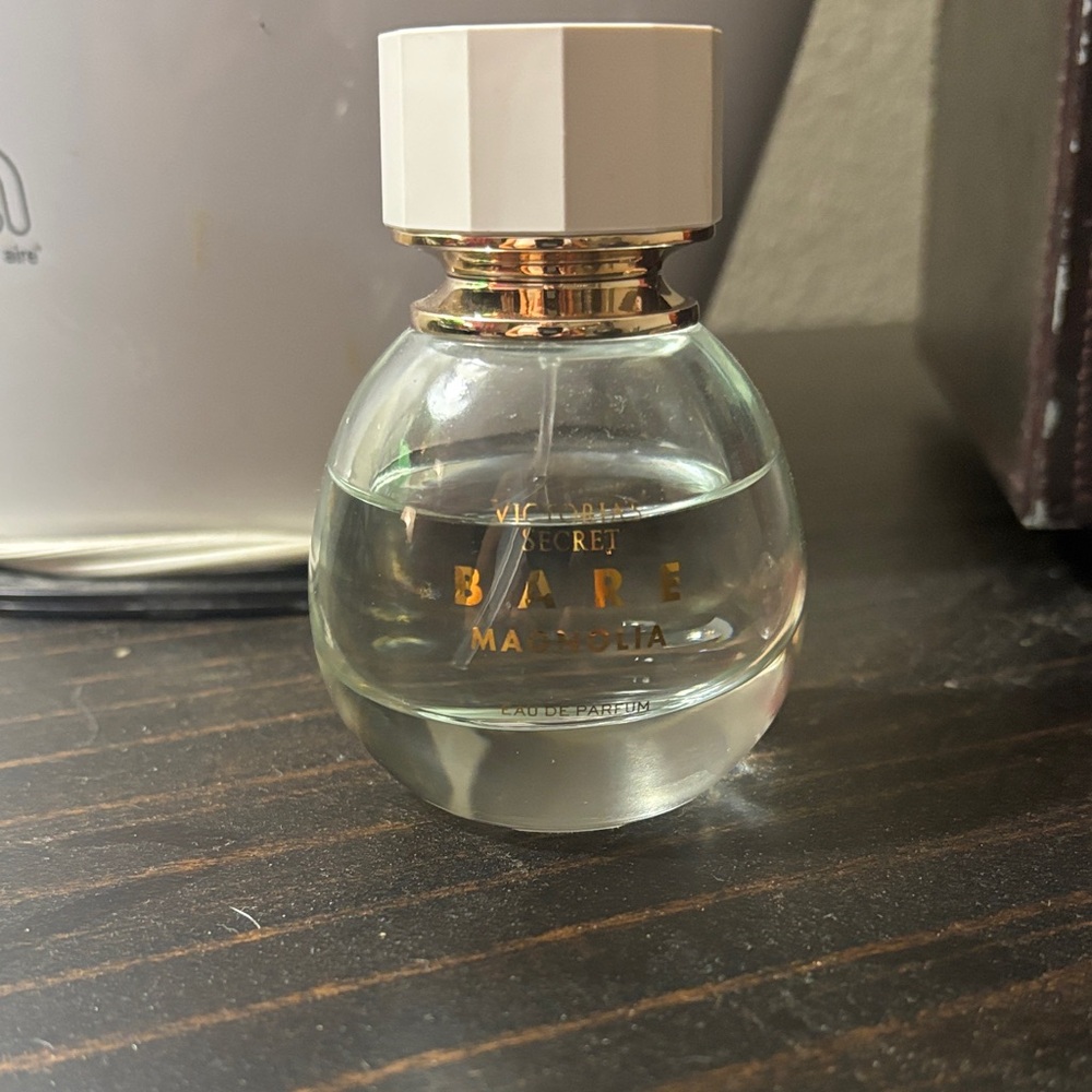 Victoria's Secret Bare Magnolia Eau de Parfum 1.7 fl oz 
Approx 60% full